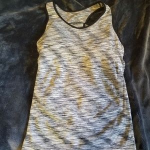 Work out tank top with built in pads